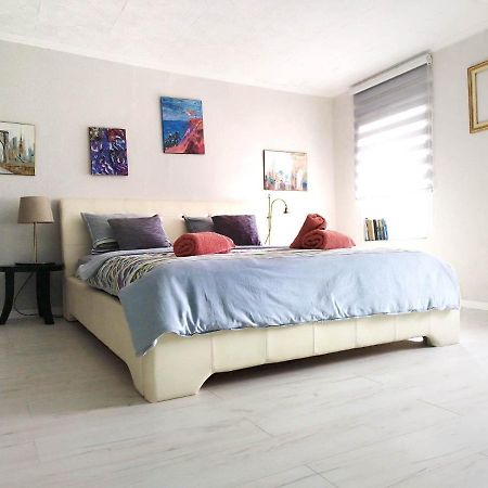 Apartment With Garden Hanja موستار المظهر الخارجي الصورة