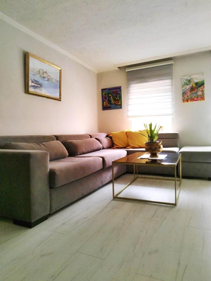 Apartment With Garden Hanja موستار المظهر الخارجي الصورة