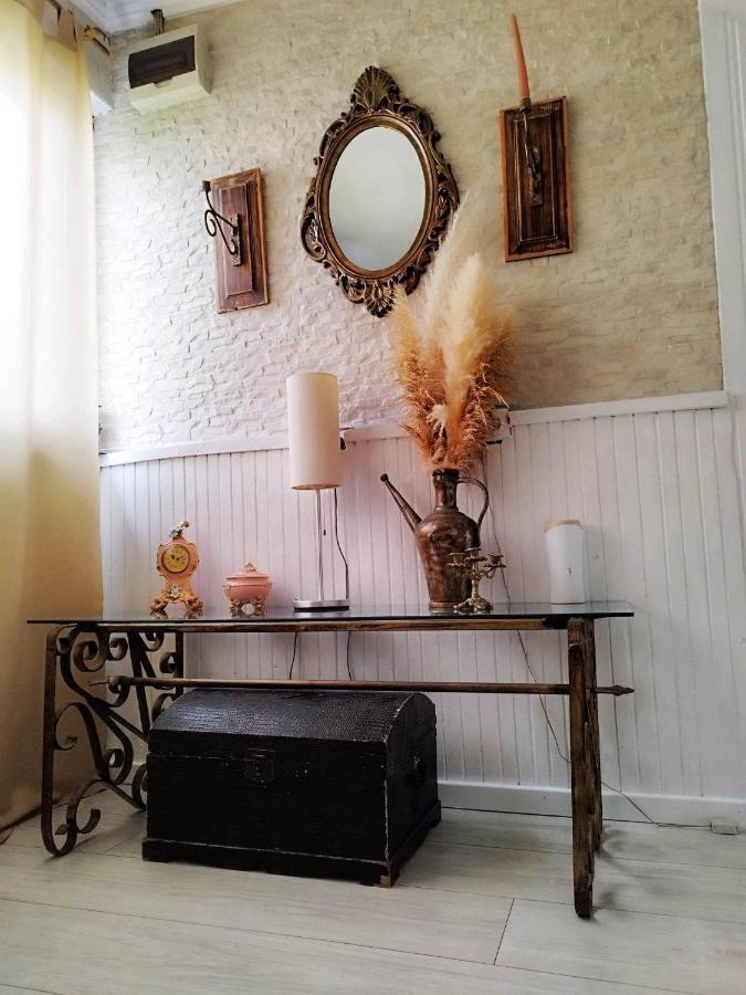 Apartment With Garden Hanja موستار المظهر الخارجي الصورة