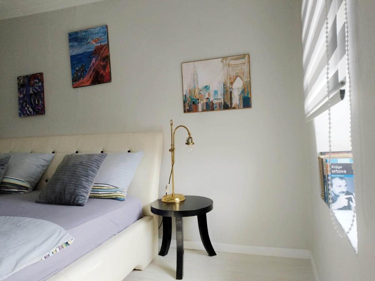 Apartment With Garden Hanja موستار المظهر الخارجي الصورة