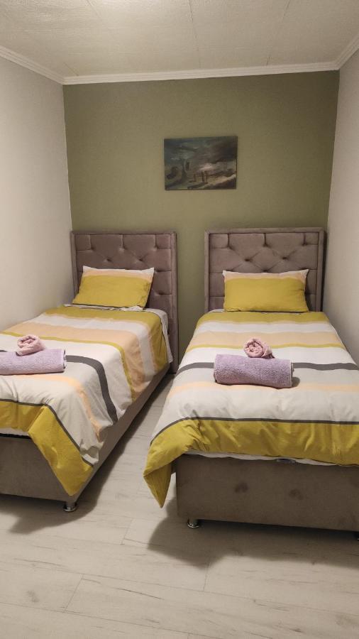 Apartment With Garden Hanja موستار المظهر الخارجي الصورة